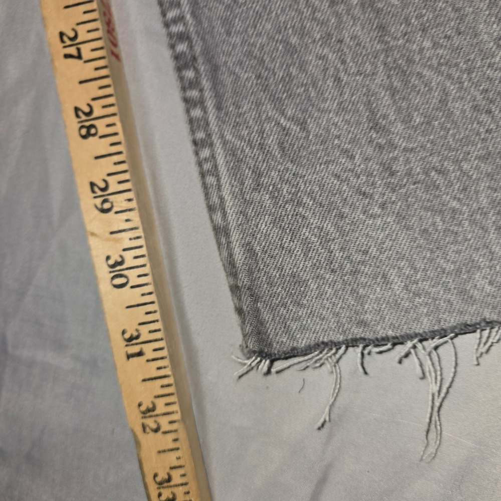Pull&Bear Jeans 2 Women Grey Straight Leg High Rise Raw Hem Acid Wash - Picture 6 of 9